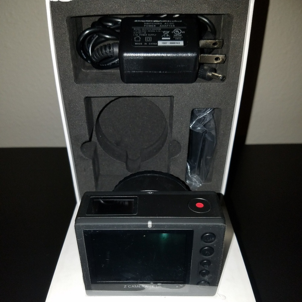 Z camera E1 interchangeable 4k lens brand new